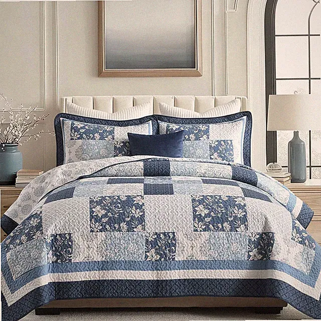 Quilts Queen Size - 3 Pieces Queen Quilt Set with Matching Shs, Paisley