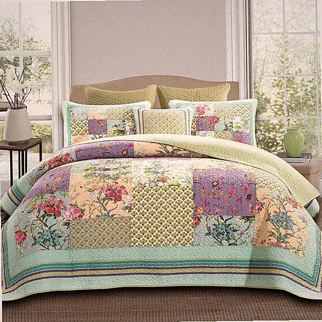 Quilts Queen Size Patchwork Bedspread Set - Cotton Reversible